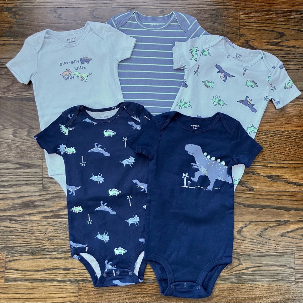 NWOT Carter’s Dinosaur Onesie Bundle, 24M